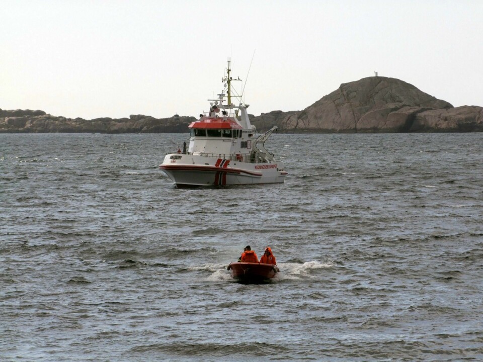 Illustrasjonsfoto fra dykkerulykke i Jøssingfjorden i Sokndal kommune i Rogaland mandag ettermiddag. Sokndal 20100503.To polakker er omkommet i en dykkerulykke i Jøssingfjorden i Sokndal kommune i Rogaland mandag ettermiddag. En tredje er brakt til sykehus. Redningsbåten under søket. Foto: Anne Lise Grastveit Avisen Agder / SCANPIX