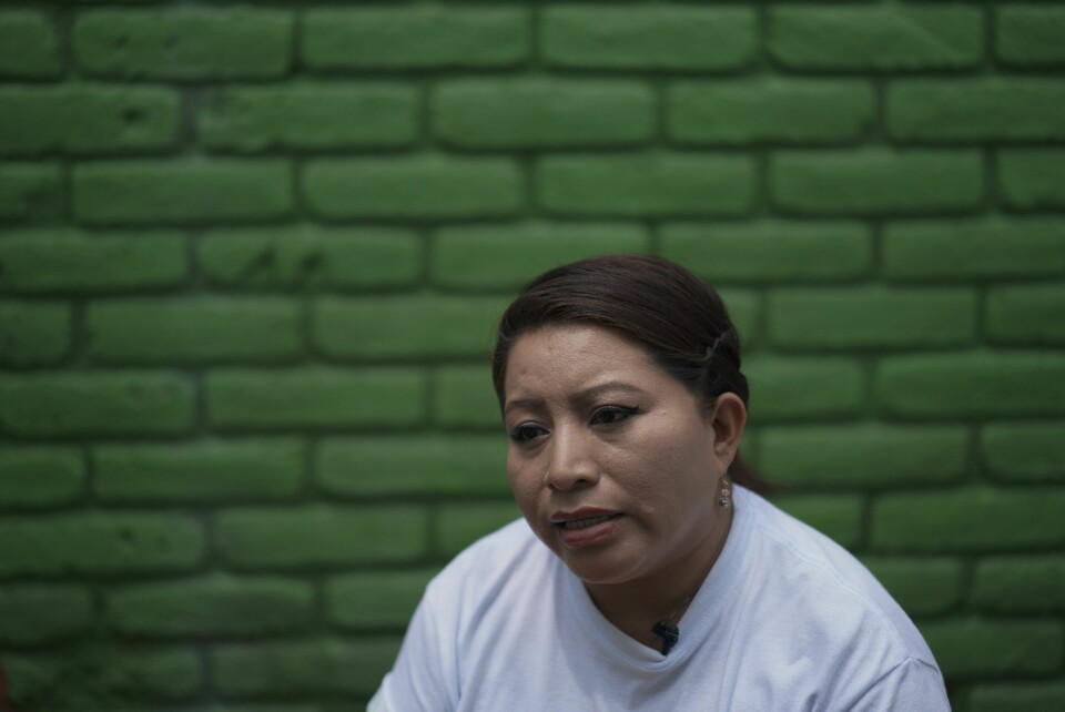 Teodora del Carmen Vásquez leder bevegelsen Mujeres Libres som kjemper for fri abort i El Salvador. Hun ble selv dømt til 30 års fengsel for overlagt drap etter en spontanabort og løslatt etter ti år. Teodora del Carmen Vásquez leder bevegelsen Mujeres Libres som kjemper for fri abort i El Salvador. Hun ble selv dømt til 30 års fengsel for overlagt drap etter en spontanabort og løslatt etter ti år. Foto: Jessie Wardarski / AP / NTB