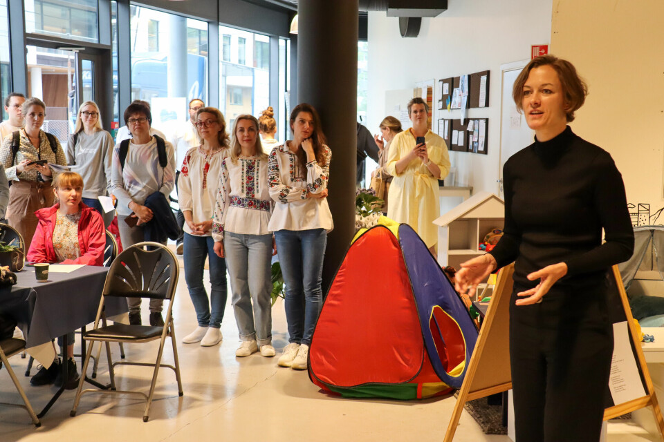 Ukraina Hub på Skøyen i Oslo er et samlingssted for ukrainske flyktninger, og frivillige fra flere land. Trettebergstuen Ukraina