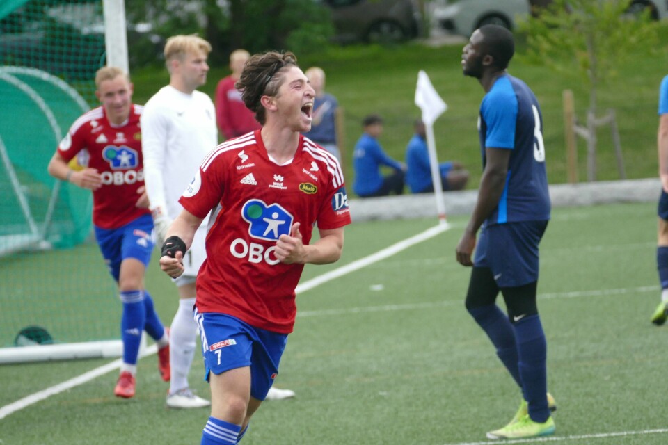 Marcus Melchior forlater Skeid. Marcus Melchior slipper jubelen løs etter å ha satt ballen i mål, som lovet.