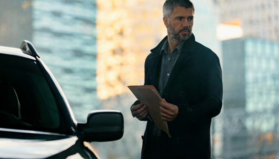 HBO Max har solgt rettigjhetene til den norske suksessen «Fremvandrerne» og en rekke av HBOs norske, nordiske og europeiske serier, som selskapet fjernet fra nettet av økonomiske årsaker i fjor. Nå kommer seriene på SkyShowtime i stedet. Politimannen Lars Haaland (Nicolai Cleve Broch) beveger seg ute i det flertemporale Oslo igjen i sesong to av «Fremvandrerne», og låtene som er lagt på scenene viser at serieskaperne vet å bruke musikk til å sette stemning. Enten det er Gil Scott-Herons «Me and the Devil» eller intro-låta Bobby Blands «Ain't No Love In the Heart of the City» det går i.