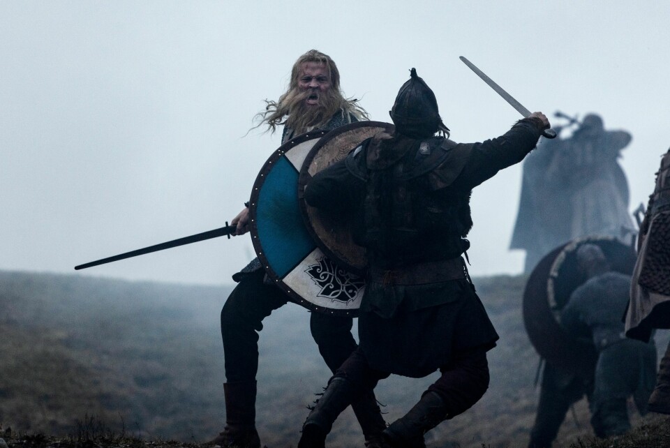 Kong Olav den hellige (Tobias Santelmann) dukket opp ut i sesong en av «Beforeigners». Med oppkjøpet av serien kan det komme en ny mulighet for at serien får en sesong tre. Kong Olav den hellige dukket opp ut i sesong en av «Fremvandrerne». Denne gangen har kongen - spilt av Tobias Santelmann - en større rolle i spille i det flertemporale Norge.
