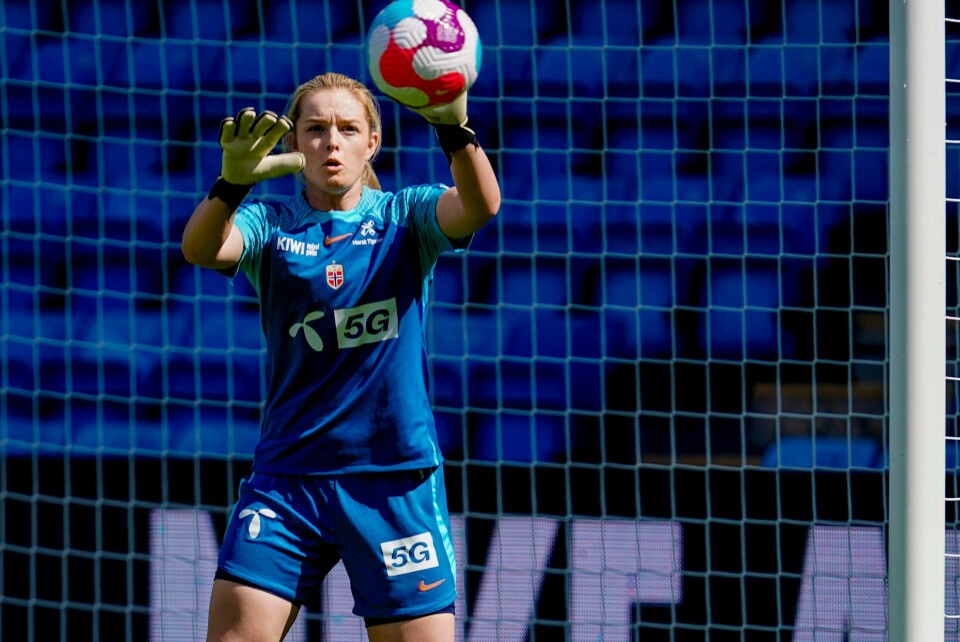 Guro Pettersen starter Norges kamp mot New Zealand. Guro Pettersen håper at alderen hennes kan være en fordel når landslagstrener Martin Sjögren skal velge hvem som starter for Norge under EM. Foto: Heiko Junge / NTB