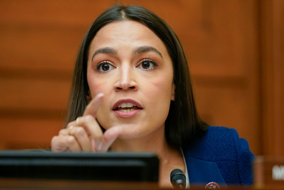 Demokratenes Alexandria Ocasio-Cortez gir klar beskjed til USAs regjering i forbindelse med et besøk i Chile.