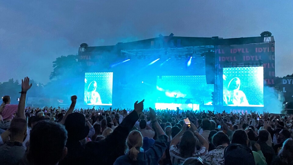 Slik så det ut da den verdenskjente DJen Alan Walker avsluttet Idyllfestivalen 2022. Fra avslutningskonserten med Alan Walker på Idyllfestivalen 2022.