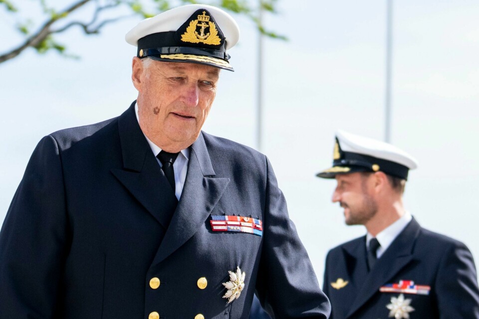 Kong Harald og kongefamilien sier at vi må ta godt vare på hverandre etter masseskytingen i Oslo. Foto: Javad Parsa / NTB Foto: Javad Parsa / NTB