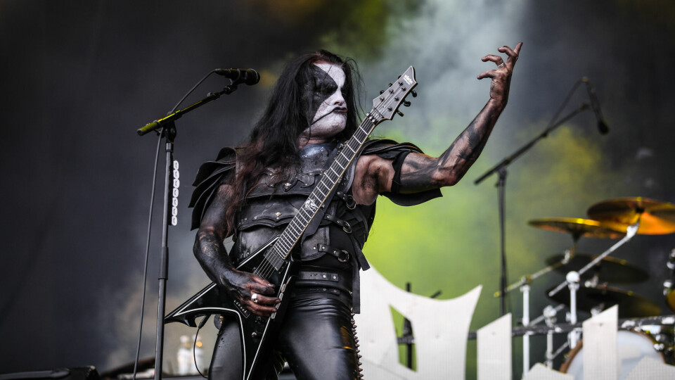 Abbath kom med mørket på Scream-scenen på Tons of Rock. Tons of Rock