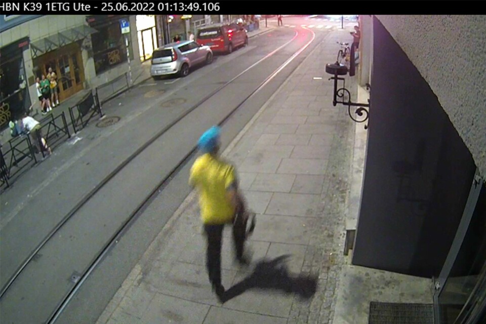 Politiet har frigitt dette bildet av terror- og drapssiktede Zaniar Matapour. Det er tatt rett før skytingen. Politiet har frigitt dette bildet av terror- og drapssiktede Zaniar Matapour. Foto: Politiet / NTB