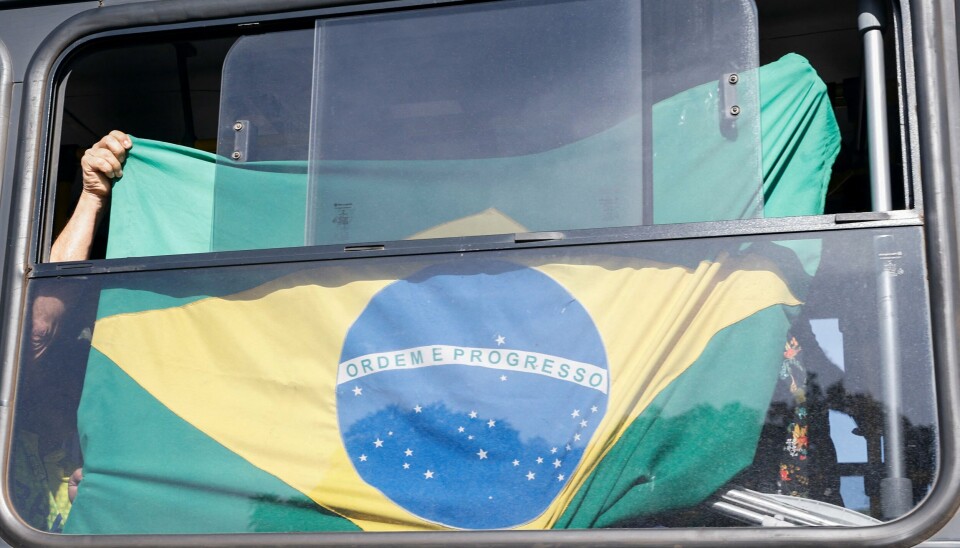 Tilhengere av ekspresident Jair Bolsonaro sto bak opptøyene i Brasils hovedstad søndag. Brasil-kjennere tror det kan komme nye opptøyer. Tilhengere av ekspresident Jair Bolsonaro sto bak opptøyene i Brasils hovedstad søndag. Brasil-kjennere tror det kan komme nye opptøyer.
