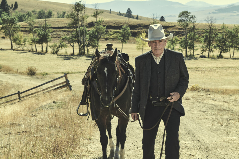 Harrison Ford gjør TV-comeback med rollen som Jacob Dutton. Harrison Ford gjør TV-comeback med rollen som Jacob Dutton.