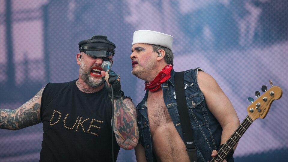 Turbonegro på Tons of Rock 2022, Tony Sylvester og 'Happy Tom' Seltzer. Tons of Rock