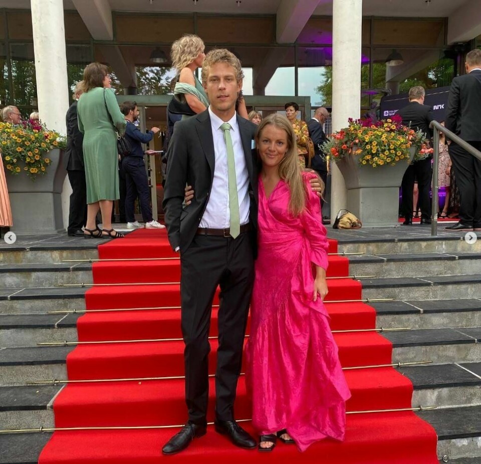 Steinar Klouman Hallert sammen med samboer og filmregissør Rikke Gregersen. Steinar Klouman Hallert sammen med samboer og filmregissør Rikke Gregersen.