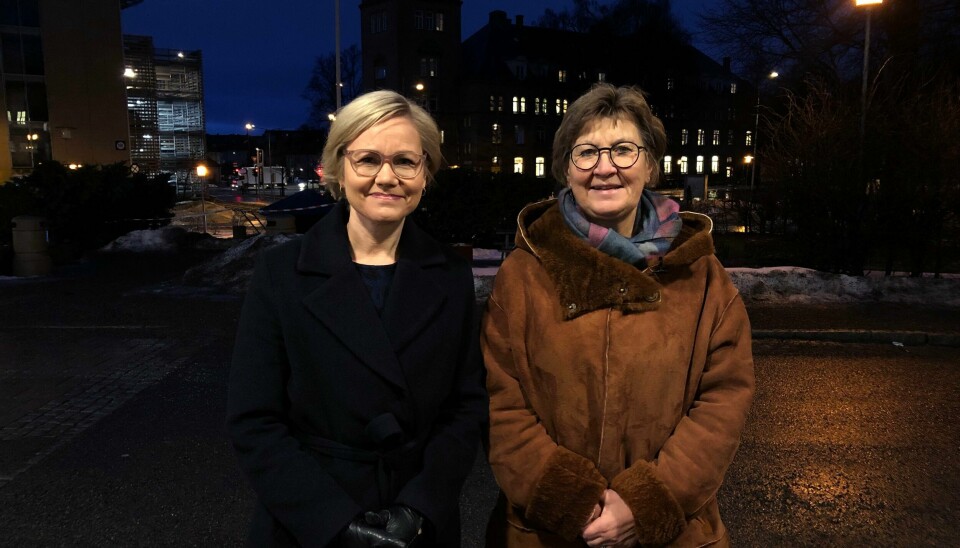 Helseminister Ingvild Kjerkol og leder i Fagforbundet, Mette Nord, på Ullevål Sykehus. Kjerkol og Nord
