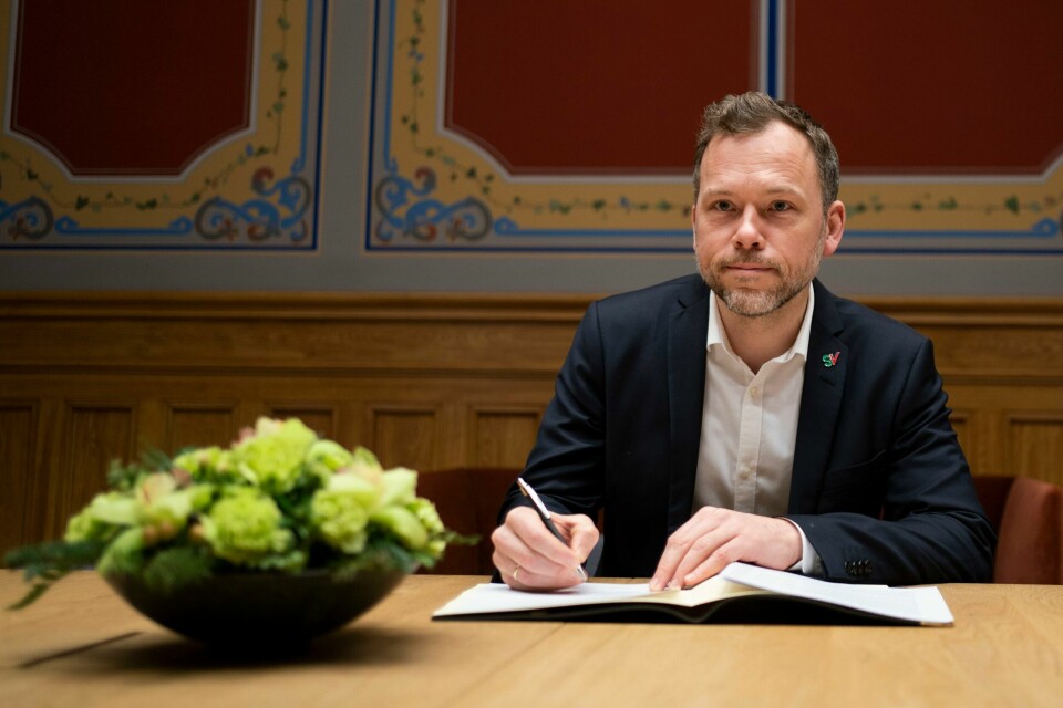 SV-leder Audun Lysbakken kan smile bredt etter at partiet gjør et lite byks på meningsmålingen utført for Klassekampen og Nationen. Arbeiderpartiet faller fortsatt., SV-leder Audun Lysbakken kan smile bredt etter at partiet gjør et lite byks på meningsmålingen utført for Klassekampen og Nationen. Arbeiderpartiet faller fortsatt.,Foto: Terje Pedersen / NTB