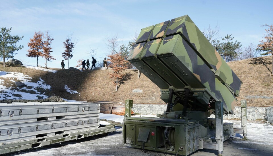 Norge bidrar med to nye NASAMS-luftvernsystem til Ukraina. Disse bildene er tatt i forbindelse med Luftforsvarets øvelse flere steder i Oslo onsdag. På Sjursøya er det satt opp utskytingsramper i forbindelse med Luftforsvarets øvelse flere steder i Oslo onsdag. Foto: Ole Berg-Rusten / NTB