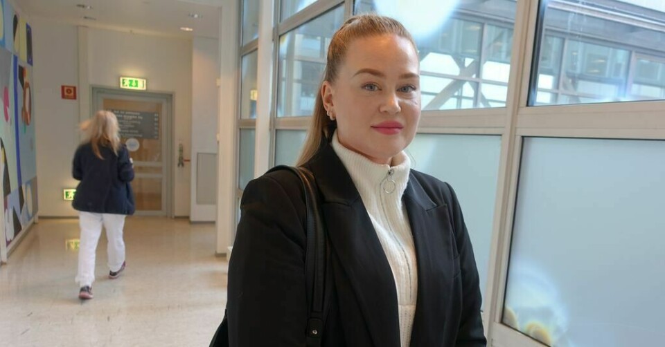 Trine Gulbrandsen utvandret til Sverige og visste ikke at hun måtte søke medlemskap i folketrygden for å få sykehusbehandling i Norge. Trine Gulbrandsen utvandret til Sverige og visste ikke at hun måtte søke medlemskap i folketrygden for å få sykehusbehandling i Norge.