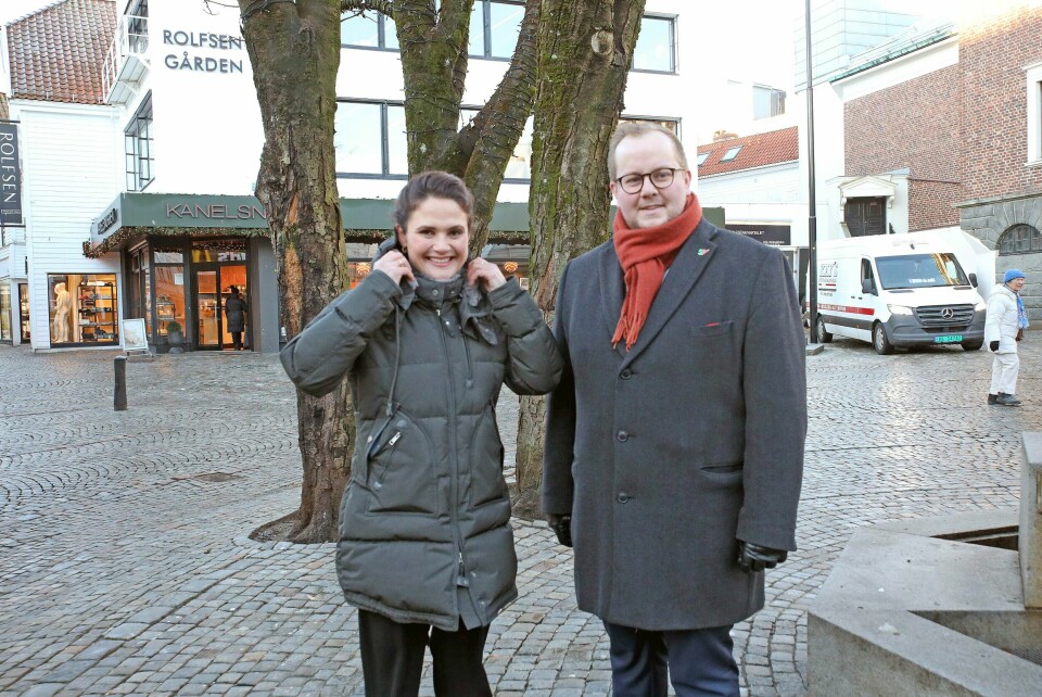 Eirik Faret Sakariassen er SVs listetopp i høstens valg, men skal ikke være ordførerkandidat. SV stiller seg bak Kari Nessa Nordtun. Eirik Faret Sakariassen og Kari Nessa Nordtun Arneageren og kafé