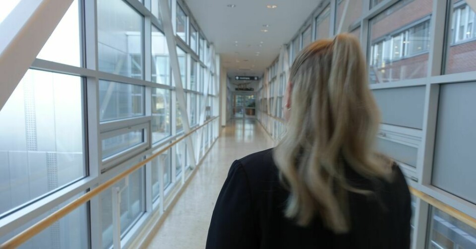 Trine Gulbrandsen fikk kreft tidlig i 20-årene og var inn og ut av sykehus i Norge før hun ble frisk og flyttet til Sverige. Så kom kreften tilbake. Trine Gulbrandsen fikk kreft tidlig i 20-årene og var inn og ut av sykehus i Norge før hun ble frisk og flyttet til Sverige. Så kom kreften tilbake.