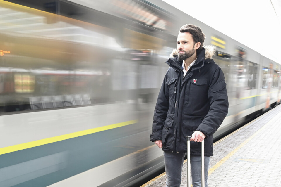 En svært høy andel som ikke får medhold i Transportklagenemnda, kan bety at noe må gjøres med regelverket, mener juridisk seniorrådgiver Thomas Iversen i Forbrukerrådet. En svært høy andel som ikke får medhold i Transportklagenemnda, kan bety at noe må gjøres med regelverket, mener juridisk seniorrådgiver Thomas Iversen i Forbrukerrådet.