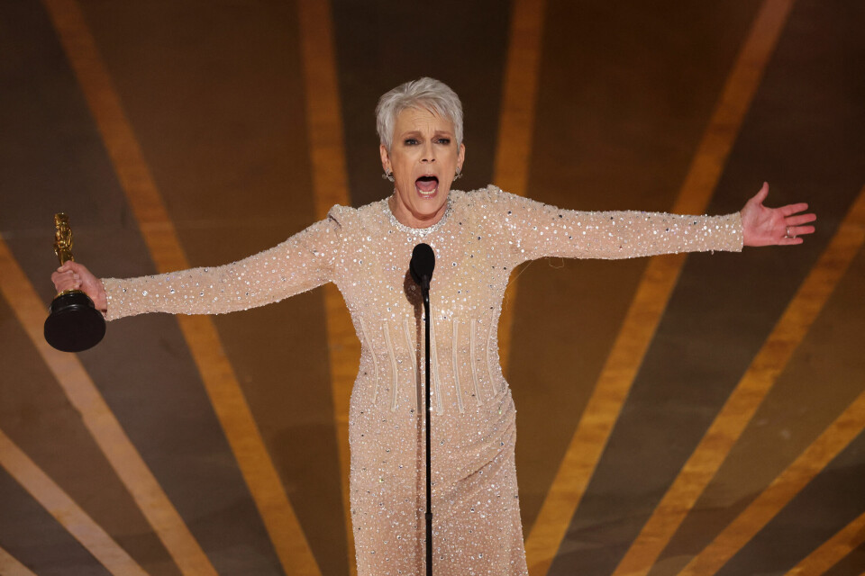 Jamie Lee Curtis wins the Oscar for Best Supporting Actress for 'Everything Everywhere All at Once' during the Oscars show at the 95th Academy Awards in Hollywood, Los Angeles, California, U.S., March 12, 2023. REUTERS/Carlos Barria oscar