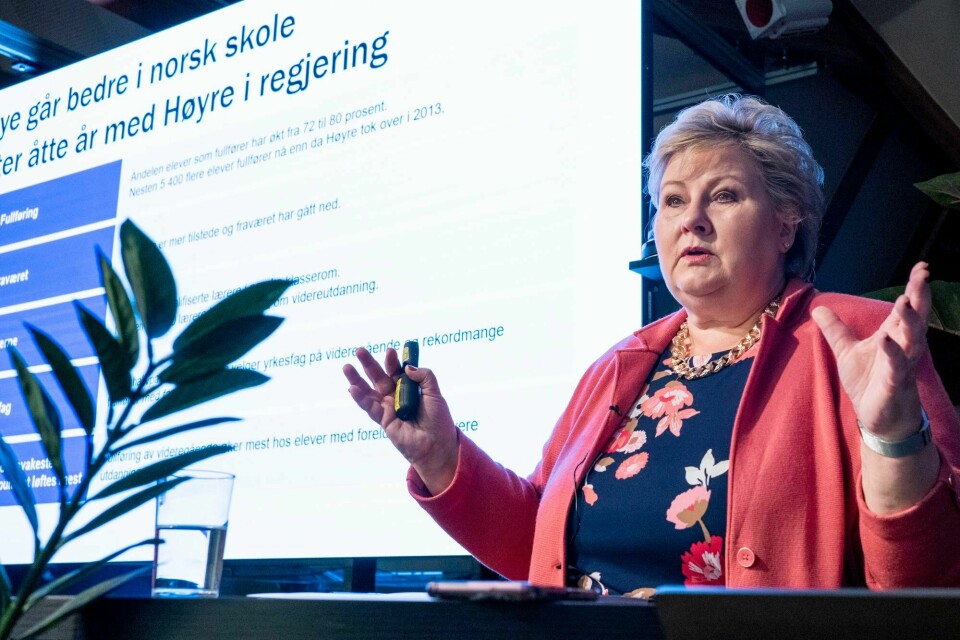 Høyre og Erna Solberg går til valg på nye ideer og bedre løsninger for ungdomsskolen. Høyre og Erna Solberg går til valg på nye ideer og bedre løsninger for ungdomsskolen.