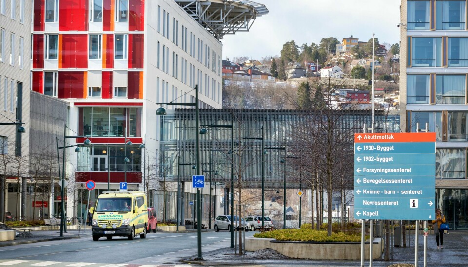 St. Olavs hospital i Trondheim. St. Olavs hospital innførte helseplattformen Pasientjournalen for fire år siden, men ble i samme periode advart. Sykehusets ansatte opplever nå feil ved blant annet utskrivning av medisiner. Foto: Gorm Kallestad / NTB