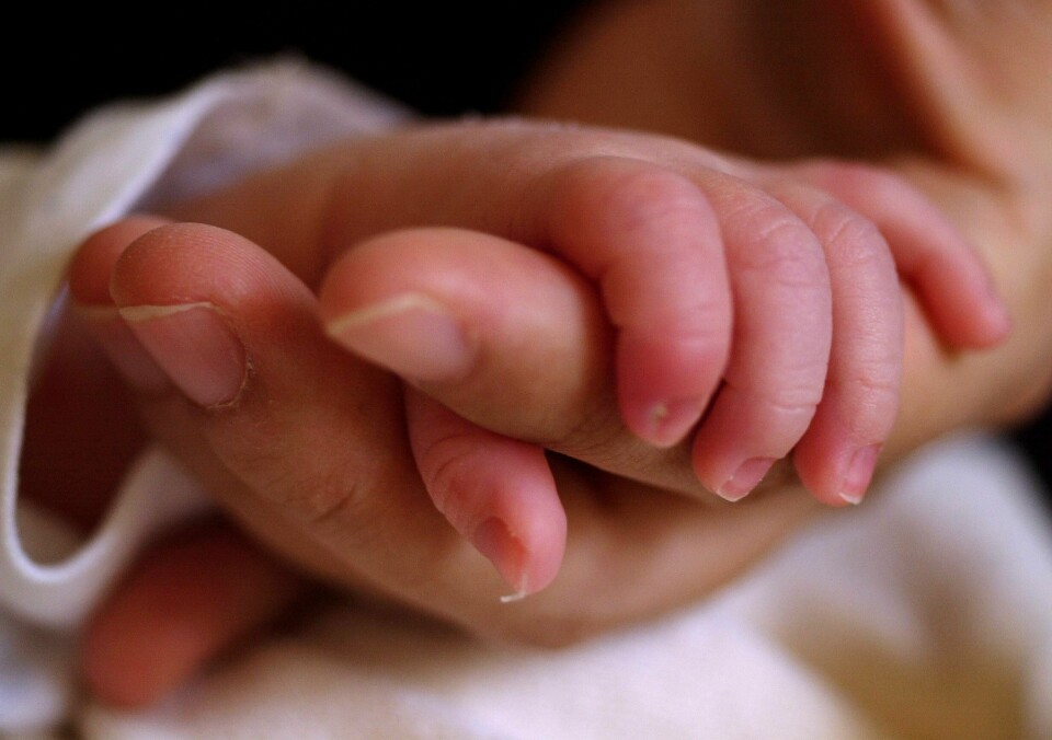Jordmødre fra Ullevål starter opp et tilsvarende privat fødetilbud som det som ble tilbudt på ABC-klinikken på Ullevål, som nå legges ned. Illustrasjonsfoto. Det forskes mye og flere steder i verden på tarmflora og dens betydning for allergier. Det norske UnveilMe-prosjektet undersøker hvordan tarmbakteriene kan påvirke utviklingen hos spedbarn. Foto: Heiko Junge / NTB