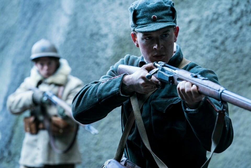 Carl Martin Eggesbø i «Kampen om Narvik» Bildet viser en scene fra filmen «Kampen om Narvik». Foto: Nordisk filmdistribusjon