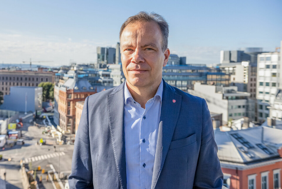 Statssekretær Tomas Norvoll i Arbeids- og inkluderingsdepartementet sier at ettervern, eller overgangen mellom soning, løslatelse og tiden etter endt straffegjennomføring, skal ivaretas av de ulike sektorene som har ansvaret for de ulike tjenestene. Statssekretær Tomas Norvoll i Arbeids- og inkluderingsdepartementet