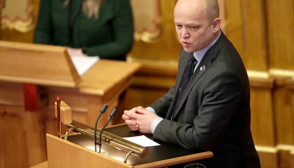 Finansminister Trygve Slagsvold Vedum (Sp) på talerstolen under Stortingets spørretime onsdag. Finansminister Trygve Slagsvold Vedum (Sp) på talerstolen under Stortingets muntlige spørretime onsdag. Foto: Rodrigo Freitas / NTB