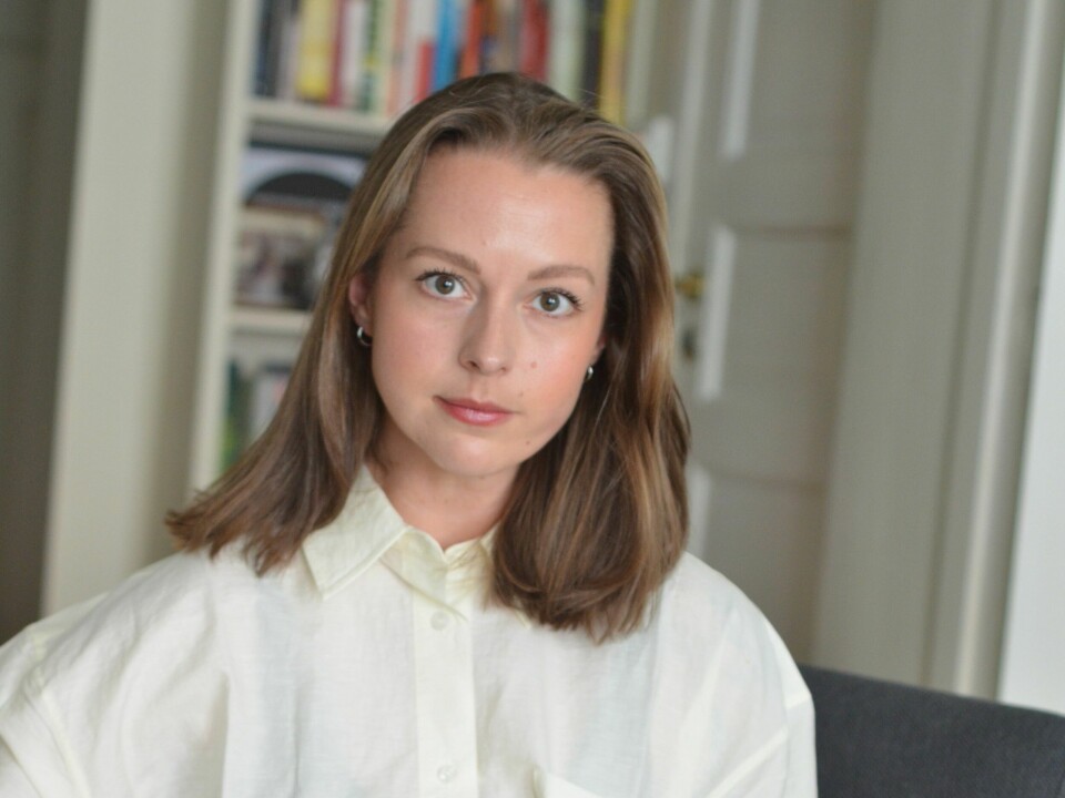 «De som kjenner meg beskriver meg som vennlig, pålitelig, og ressurssterk. Det gjør meg glad. Jeg er født optimist og har alltid håp», skriver Eline Skår. Eline Skår, uføretrygdet.