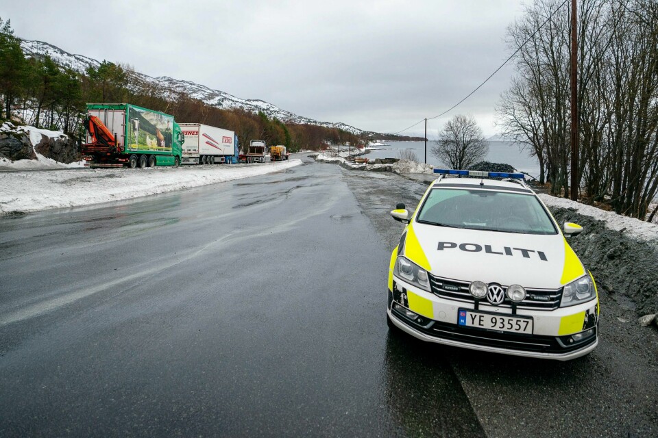 Illustrasjonsbilde fra riksvei 80 mellom Bodø og Fauske. Statens Vegvesen har søndag stengt veien i noen timer. Illustrasjonsbilde fra riksvei 80 mellom Bodø og Fauske. Statens Vegvesen har søndag stengt veien i noen timer.