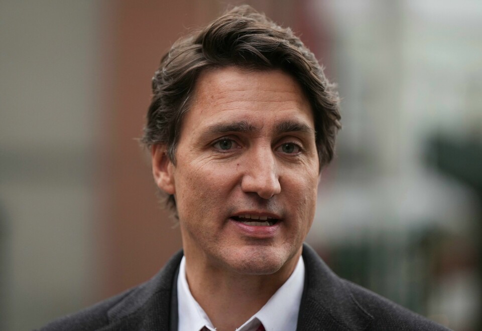 Canadas statsminister Justin Trudeau sier mannskaper fortsatt leter etter det mystiske objektet som ble skutt ned lørdag. Canadas statsminister Justin Trudeau sier mannskaper fortsatt leter etter det mystiske objektet som ble skutt ned lørdag. Foto: Darryl Dyck / AP / NTB