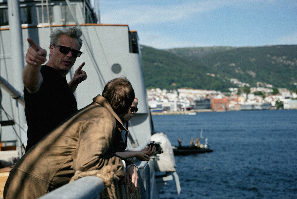 Regissør Gunnar Vikene under innspillingen av «Krigsseileren», som kommer på Netflix i utvidet miniserie-versjon den 5. april. Filmen skal også legges ut på plattformen. Regissør Gunnar Vikene under innspillingen av «Krigsseileren», som kommer på Netflix i utvidet miniserie-versjon den 5. april. Filmen skal også legges ut på plattformen.