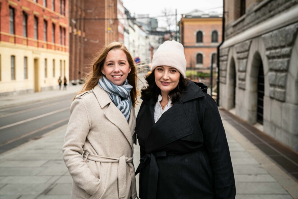Jenny Lund og Beate Engelschiøn har gitt ut bok som skal hjelpe ungdom å bli flinke med privatøkonomien. Jenny Lund og Beate Engelschiøn har gitt ut bok som skal hjelpe ungdom å bli flinke med privatøkonomien.