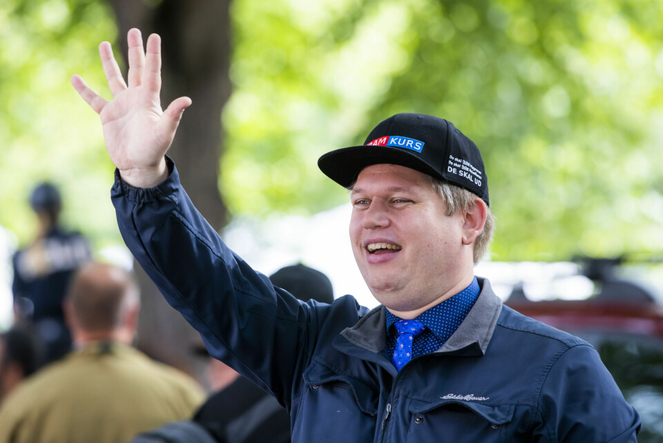 Rasmus Paludan besøker Selvstendighetspartiets valgbod på Karl Johans gate i Oslo i 2019. Nå har han erta på seg store deler av den muslimske verden, og bidratt til å gjøre Sveriges vei mot Nato-medlemsskap mer komplisert. Rasmus Paludan besøker Selvstendighetspartiets valgbod på Karl Johans gate i Oslo i 2019. Nå har han erta på seg store deler av den muslimske verden, og bidratt til å gjøre Sveriges vei mot Nato-medlemsskap mer komplisert.