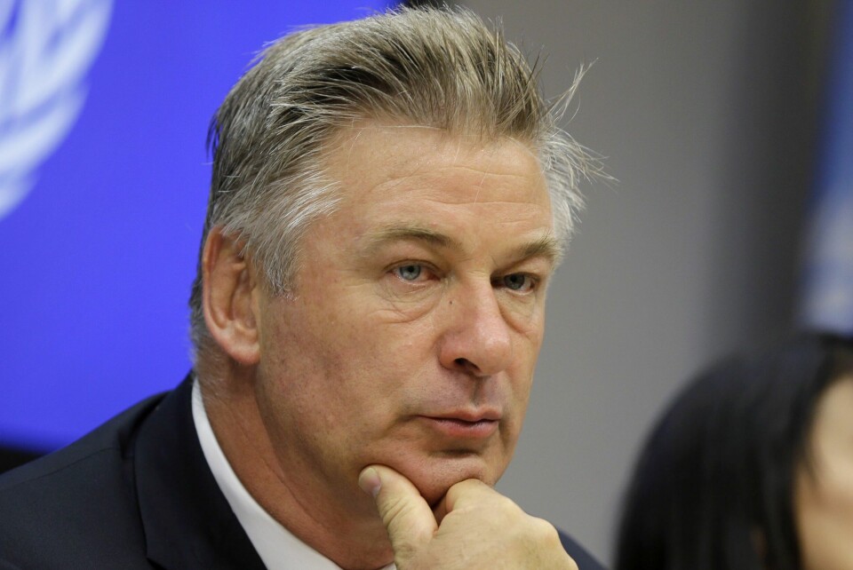 Alec Baldwin er tiltalt for uaktsomt drap etter skyteulykken på filmsettet til «Rust». Alec Baldwin er tiltalt for uaktsomt drap etter skyteulykken på filmsettet til «Rust». Arkivfoto: Seth Wenig / AP / NTB