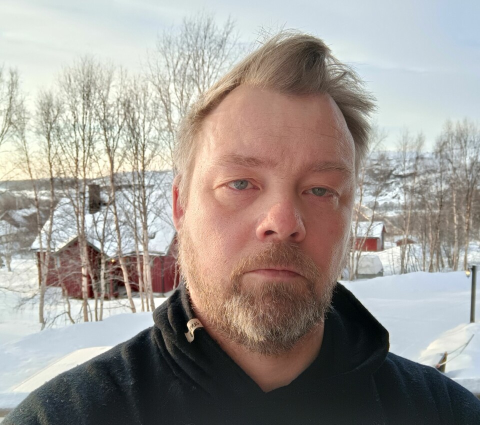 − Jeg mener at vi generelt tar for lett på våre østlige naboers framferd, sier Bård Ramberg. Han startet underskriftskampanje for å få fjernet skiltene med russiske gatenavn. − Jeg mener at vi generelt tar for lett på våre østlige naboers framferd, sier Bård Ramberg. Han startet underskriftskampanje for å få fjernet skiltene med russiske gatenavn.