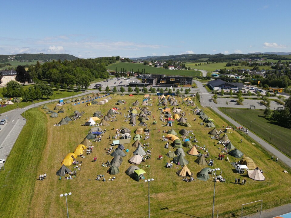 Den helgen NM i speiding pågår, bor barna i egen camp som de setter opp og organiserer selv. Slik var campen i Levanger i fjor. Den helgen NM i speiding pågår, bor barna i egen camp som de setter opp og organiserer selv. Slik var campen i Levanger i fjor.