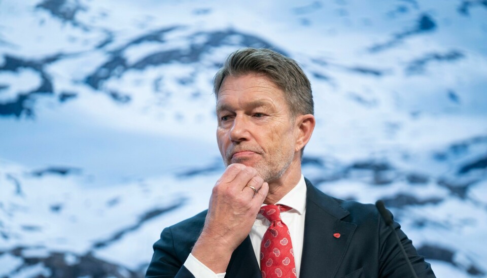 Olje- og energiminister Terje Aasland sliter med argumentene. .