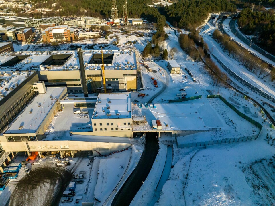 Helikopterlandingsplassen ved nye SUS er under bygging. Bildet er tatt i desember. Helikopterlandingsplassen ved nye SUS er under bygging.