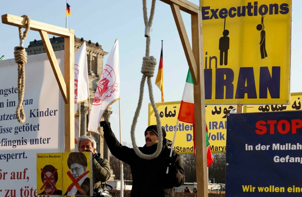 Eksil-iranere i Tyskland under en demonstrasjon mot det iranske regimet i januar 2023. Eksil-iranere i Tyskland under en demonstrasjon mot det iranske regimet i januar 2023.