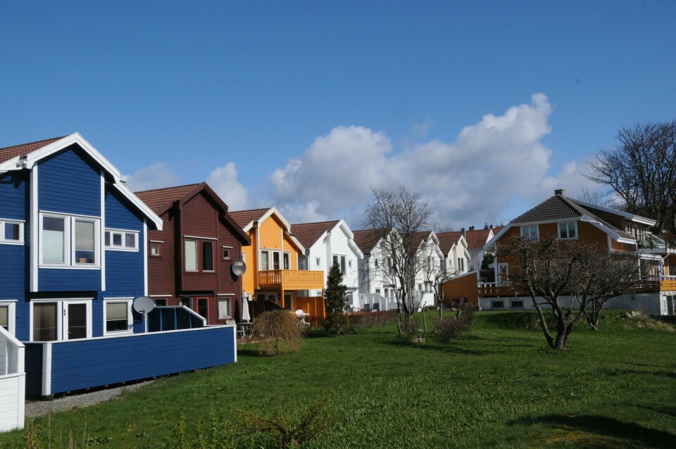 Boligmarkedet i Stavanger skiller seg fra resten av landet, ifølge megler. Det er svært varierende hvor lenge boliger i Stavanger og omegn blir liggende ute før de blir solgt.