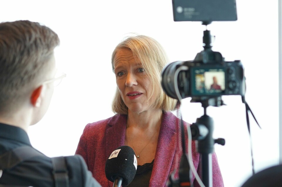 Utenriksminister Anniken Huitfeldt intervjues av finsk fjernsyn under Kirkeneskonferansen. Utenriksminister Anniken Huitfeldt intervjues av finsk fjernsyn under Kirkeneskonferansen.