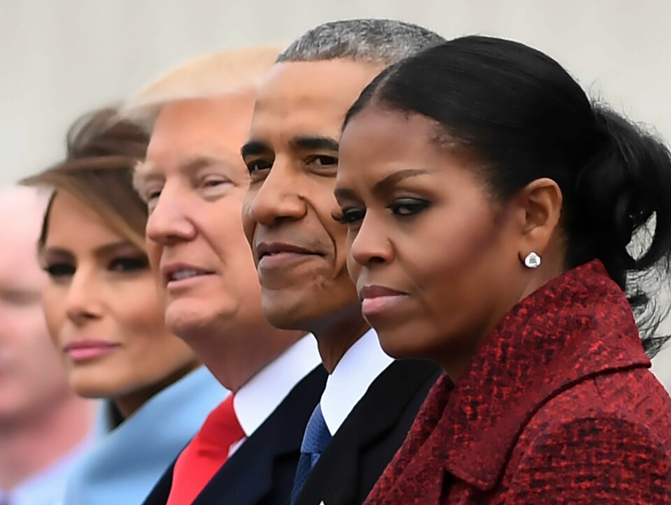 Tidligere presidentfrue, Michelle Obama, under innsettelsen av Donald Trump som president i 2017, med ektemannen Barack Obama, Donald Trump og påtroppende førstedame Melania Trump. Obama.