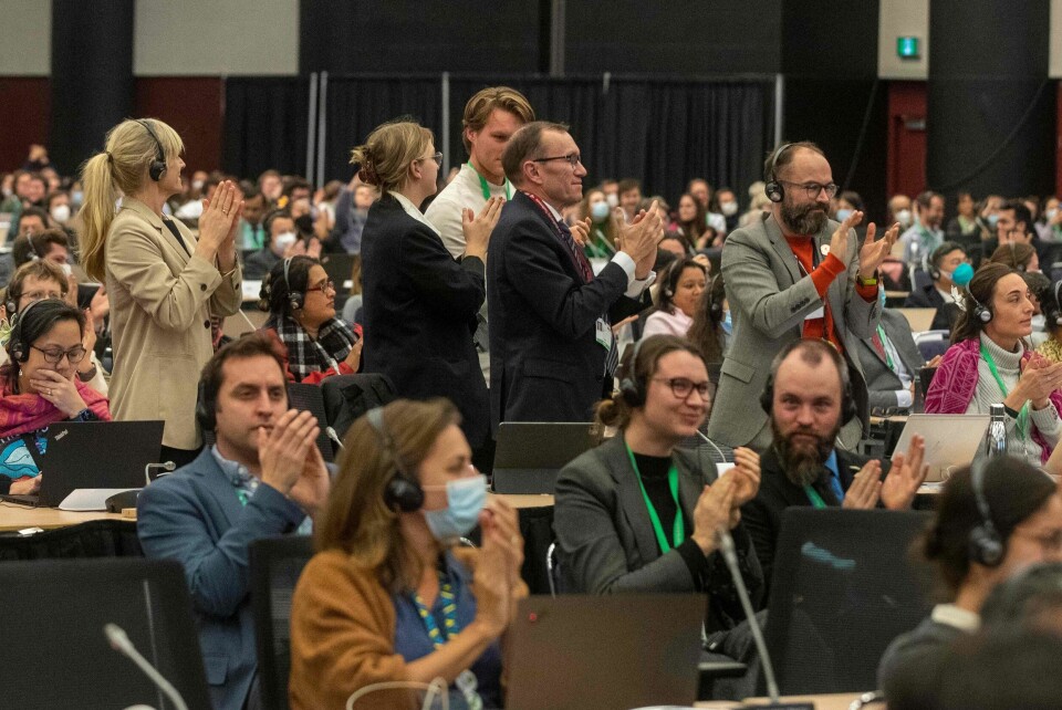 Klima- og miljøminister Espen Barth Eide (midt i bildet) var blant de mange som applauderte helhjertet den nye globale naturavtalen det ble enighet om i desember. Nå har han og resten av verdens politikere mindre enn 2.500 dager på seg til å innfri de ambisiøse målene avtalen innebærer. Klima- og miljøminister Espen Barth Eide (midt i bildet) var blant de mange som applauderte helhjertet den nye globale naturavtalen det ble enighet om i desember. Nå har han og resten av verdens politikere mindre enn 2.500 dager på seg til å innfri de ambisiøse målene avtalen innebærer.