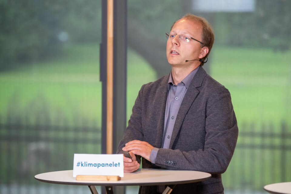 – Det er i praksis uunngåelig at verden blir minst en halv grad varmere enn den er i dag, sier Bjørn Hallvard Samset, klimaforsker ved Cicero. – Det er i praksis uunngåelig at verden blir minst en halv grad varmere enn den er i dag, sier Bjørn Hallvard Samset, klimaforsker ved Cicero.