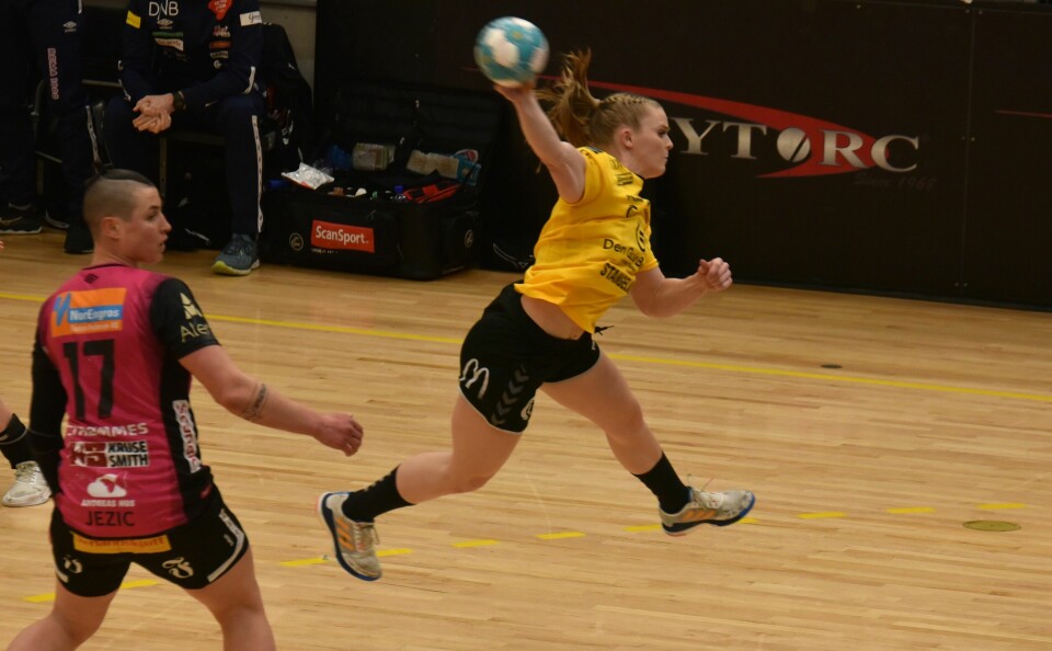 Kristiane Knutsen fortsetter i Sola Håndball. Kristiane Knutsen