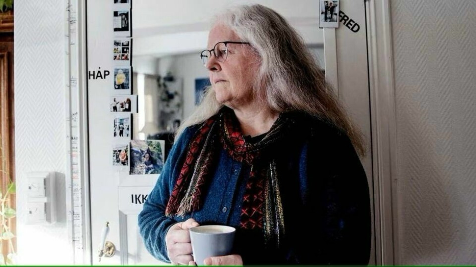 Leder i AAP-aksjonen Elisabeth Thoresen viser til andre tall fra Nav, som hun mener kan gi et langt riktigere bilde av hvor mange som ble rammet av karensåret. Thoresen