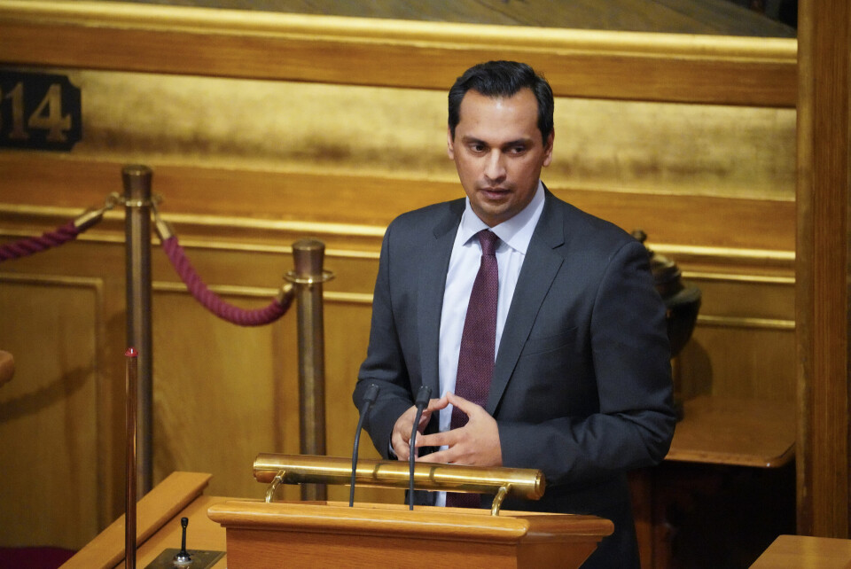Mudassar Kapur (H). Mudassar Kapur er skeptisk til å stramme inn utlånsforskriften. Foto: Ole Berg-Rusten / NTB